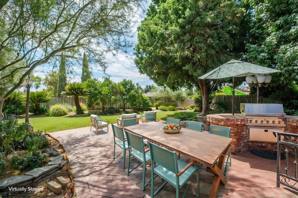 Image 47 of property listing at 1545 E Calimyrna Avenue, Fresno, CA 93710