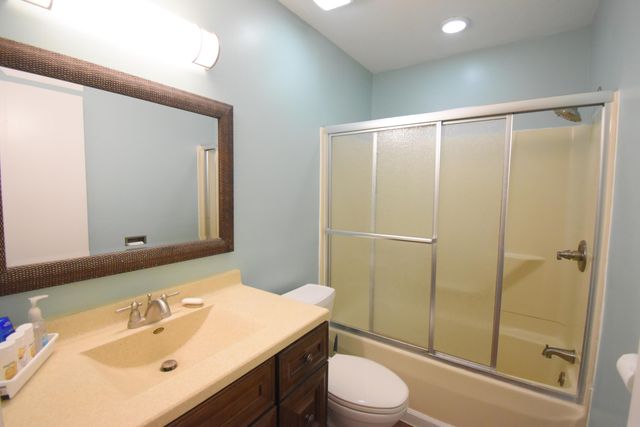 360 E Arnotts Drive, Rensselaer, IN 47978