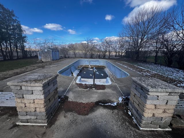 360 E Arnotts Drive, Rensselaer, IN 47978