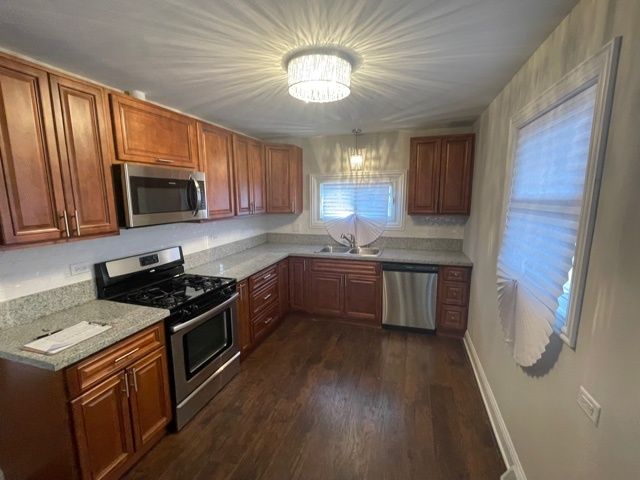 16329 Hermitage Avenue, Markham, IL 60428