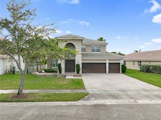 850 NW 168th Avenue, Pembroke Pines, FL 33028
