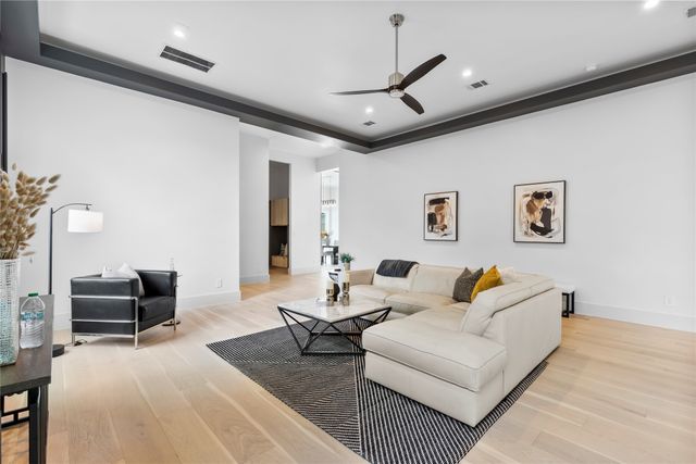 11232 Hillcrest Road, Dallas, TX 75230