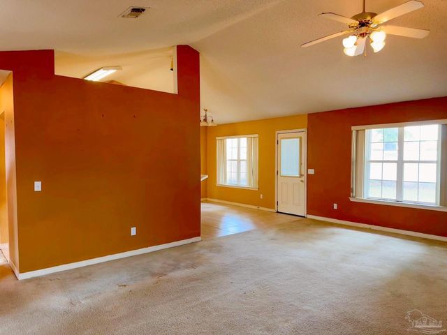 1354 Mazurek Blvd, Pensacola, FL 32514