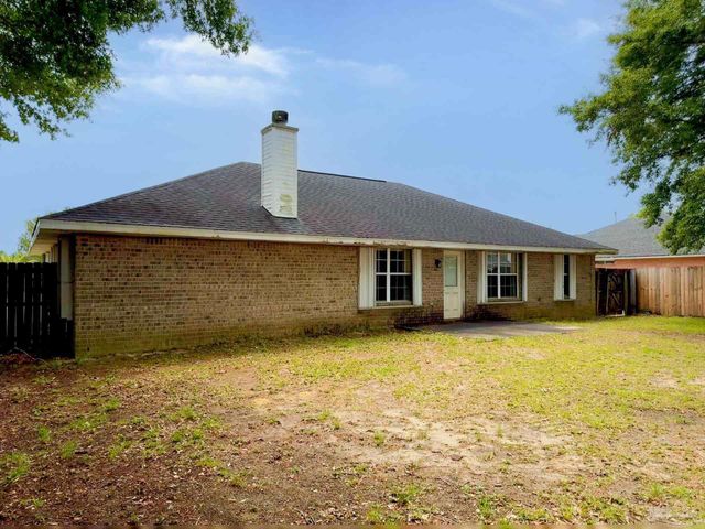 1354 Mazurek Blvd, Pensacola, FL 32514