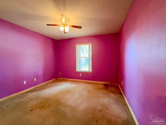 1354 Mazurek Blvd, Pensacola, FL 32514