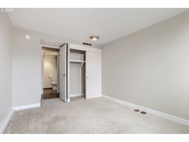 111 Sw HARRISON St 4G, Portland, OR 97201