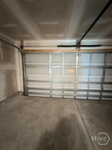 412 Coconut Drive, Bloomingdale, GA 31302