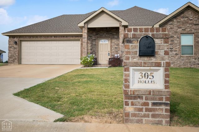 305 Hollis, Bono, AR 72416