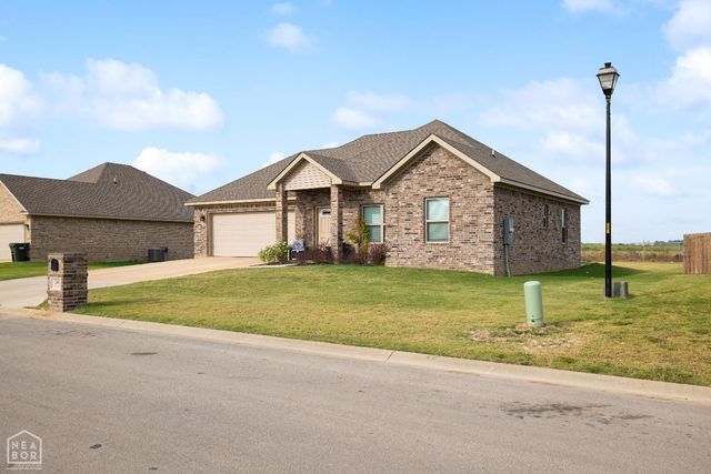 305 Hollis, Bono, AR 72416