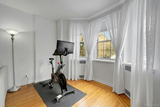 253 Garth Road 2J, Scarsdale, NY 10583