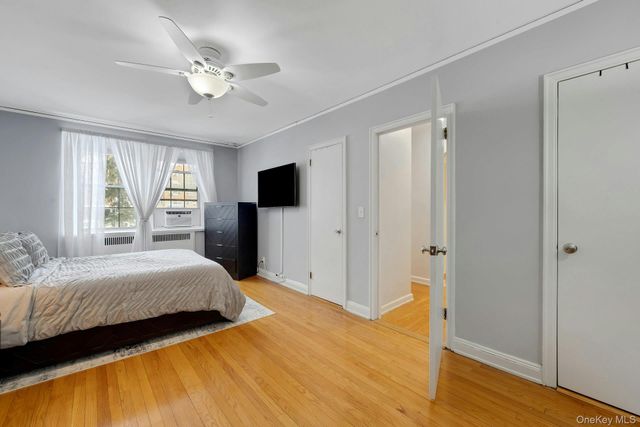 253 Garth Road 2J, Scarsdale, NY 10583