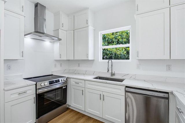 1502 Venetian Drive, SW, Atlanta, GA 30311