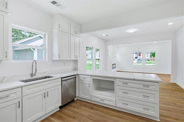 1502 Venetian Drive, SW, Atlanta, GA 30311