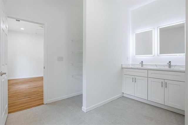 1502 Venetian Drive, SW, Atlanta, GA 30311