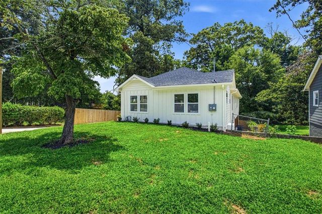 1502 Venetian Drive, SW, Atlanta, GA 30311