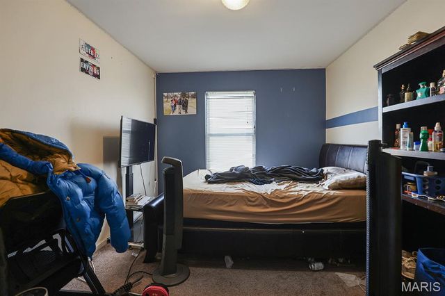 2741 Chippewa Street, St Louis, MO 63118