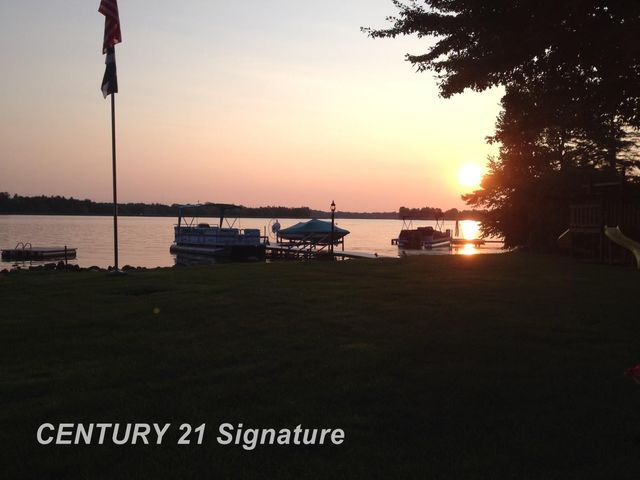 7 E Lakeshore Drive, Tobacco Twp, MI 48628