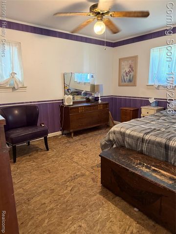 6578 Cloverton Drive, Waterford, MI 48329