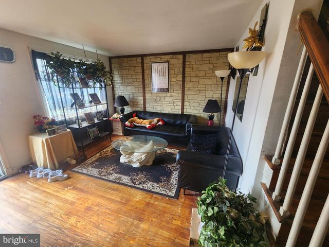 726 BETHNAL RD, Baltimore, MD 21229