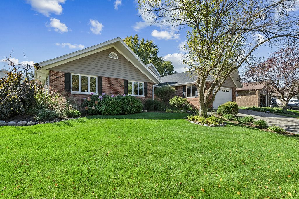 1241 ILLINI Drive, Lockport, IL 60441 — photo 2