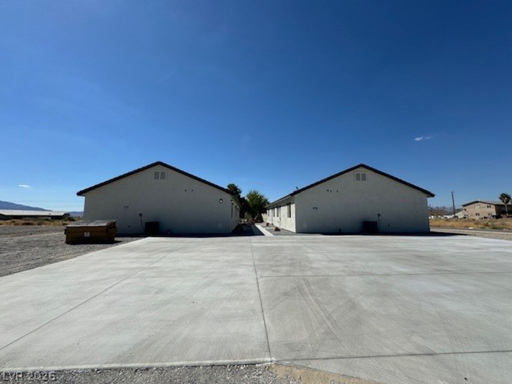 1861 Five Feathers Street, Pahrump, NV 89048