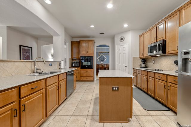 3517 Enchanted Farm, Schertz, TX 78154
