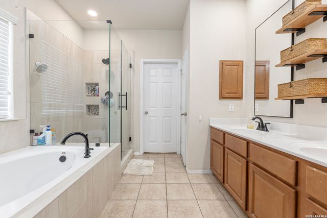 3517 Enchanted Farm, Schertz, TX 78154