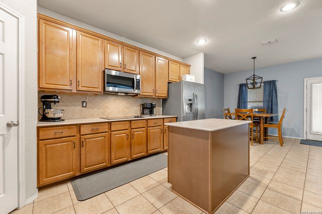 3517 Enchanted Farm, Schertz, TX 78154