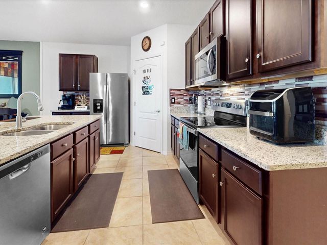 617 GREYMOUNT STREET, Davenport, FL 33837