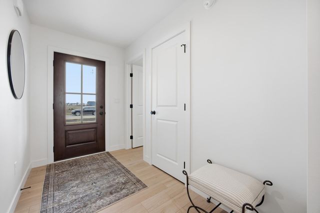 7006 65th Street S, Horace, ND 58047