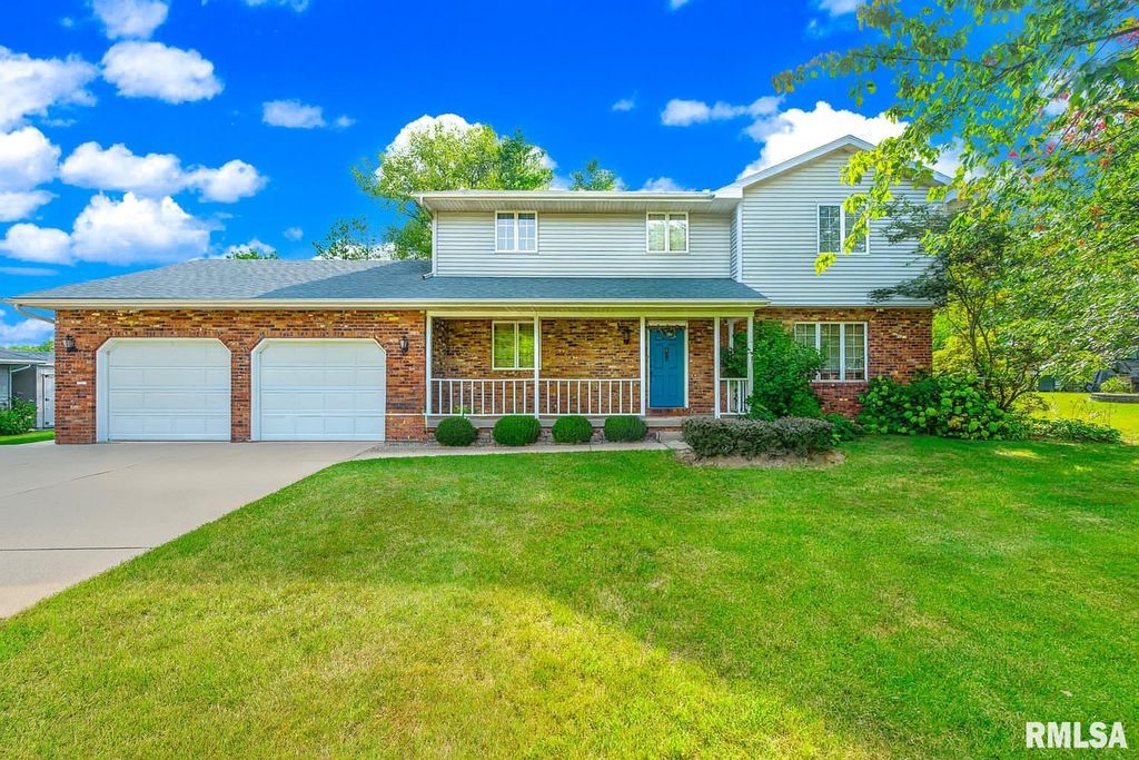 308 W WHISPERING OAKS Drive, Germantown Hills, IL 61548