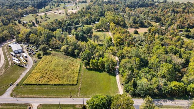 12499 Tarlton Road, Circleville, OH 43113