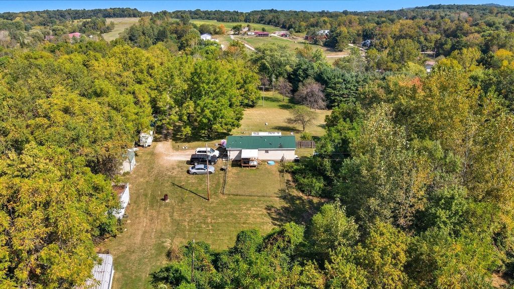 12499 Tarlton Road, Circleville, OH 43113