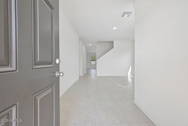5899 E HORNBLENDE Way, San Tan Valley, AZ 85143
