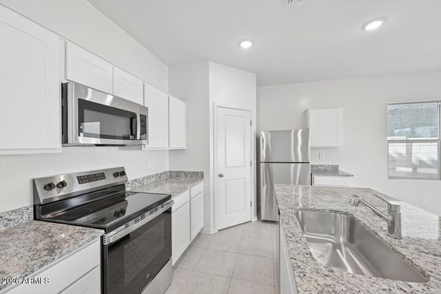 5899 E HORNBLENDE Way, San Tan Valley, AZ 85143