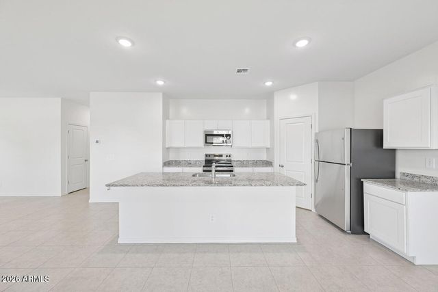 5899 E HORNBLENDE Way, San Tan Valley, AZ 85143