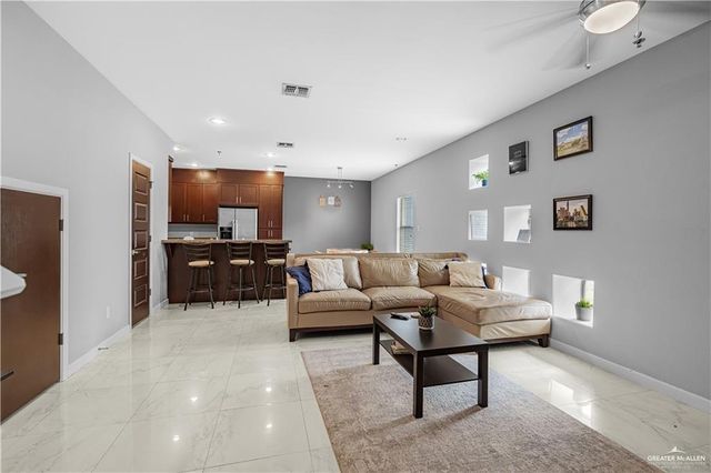 1217 E Camellia Avenue A, Mcallen, TX 78501