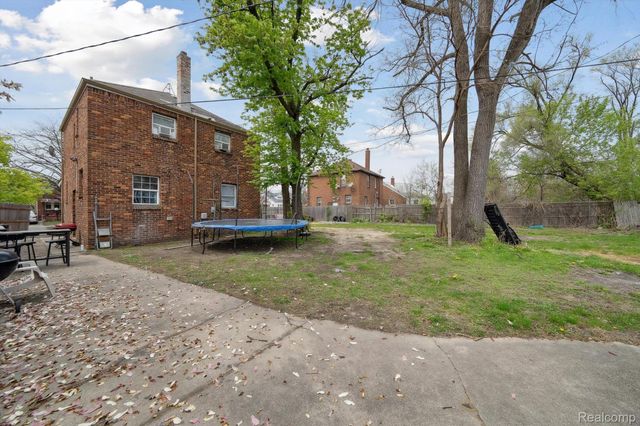 15032 SNOWDEN Street, Detroit, MI 48227