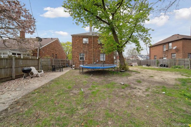 15032 SNOWDEN Street, Detroit, MI 48227