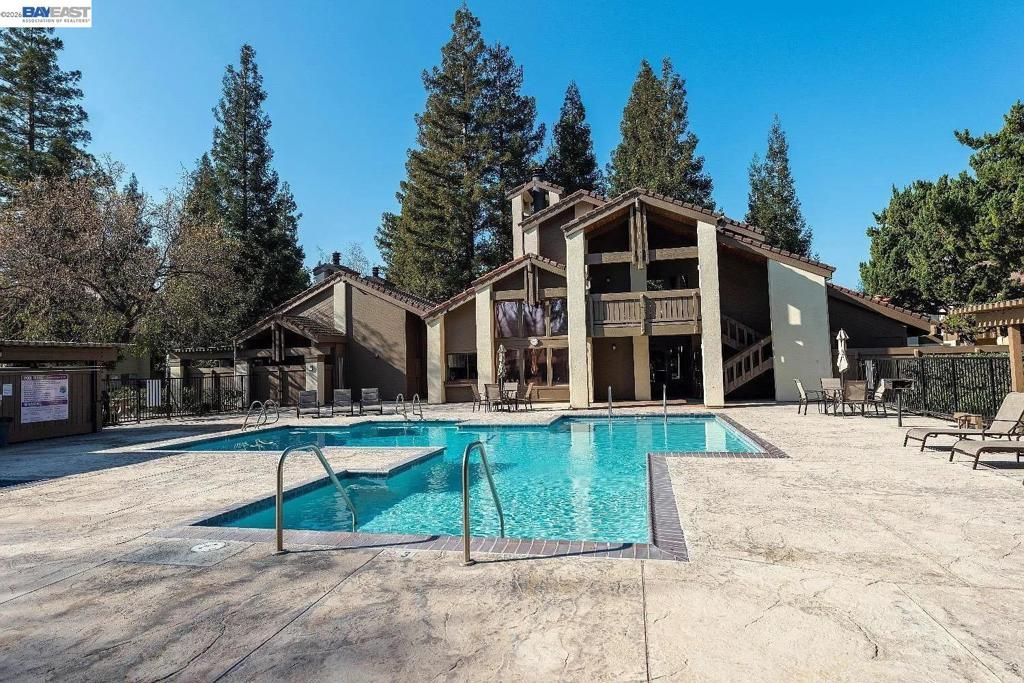 Image 11 of property listing at 3701 Colonial Dr 36, Modesto, CA 95356