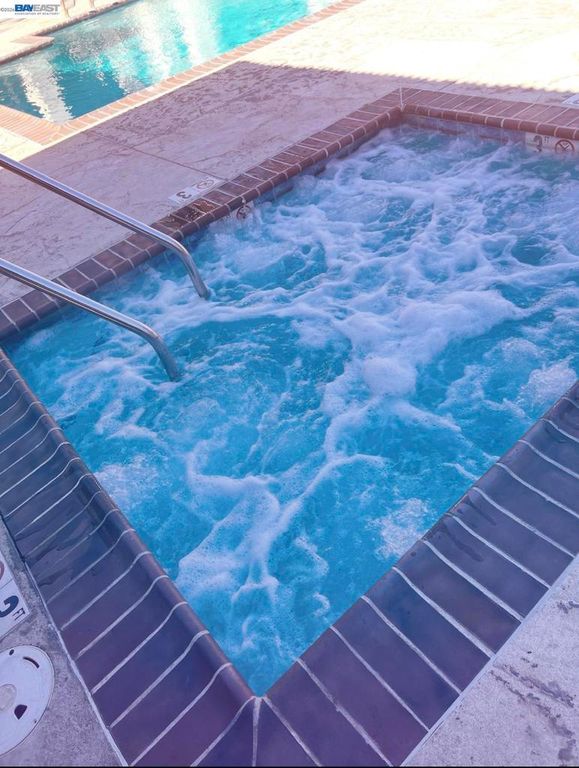 Image 19 of property listing at 3701 Colonial Dr 36, Modesto, CA 95356