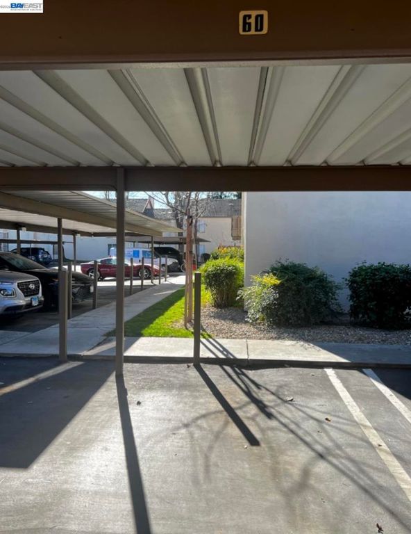 Image 30 of property listing at 3701 Colonial Dr 36, Modesto, CA 95356