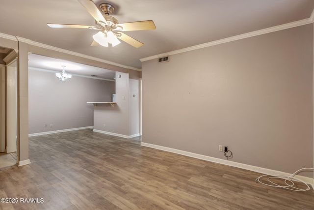 220 Doucet Road 207-A, Lafayette, LA 70503