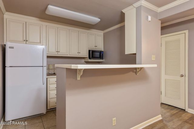 220 Doucet Road 207-A, Lafayette, LA 70503