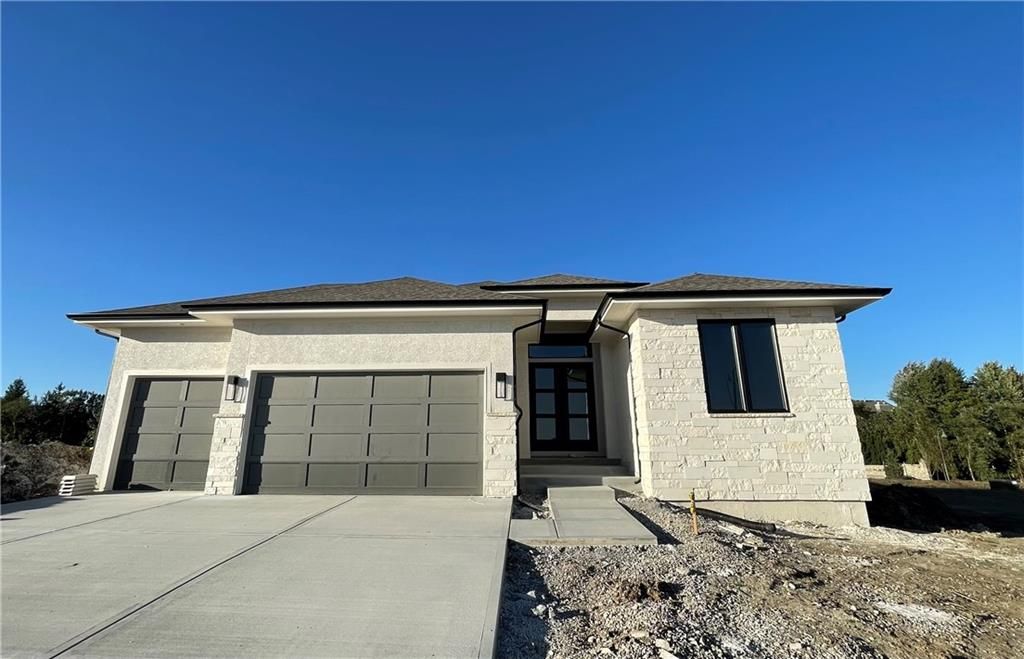 3352 W 133rd Terrace, Leawood, KS 66209