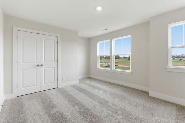 1421 Charles Drive, Chapel Hill, TN 37034