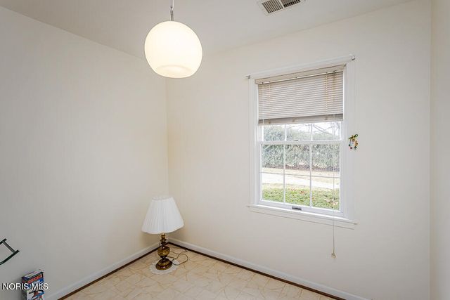 5 Olde Orchard Drive, Perrysburg, OH 43551