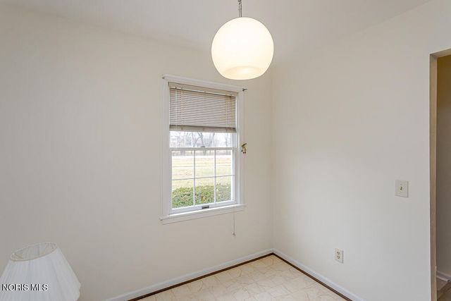 5 Olde Orchard Drive, Perrysburg, OH 43551