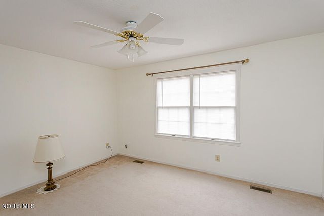 5 Olde Orchard Drive, Perrysburg, OH 43551