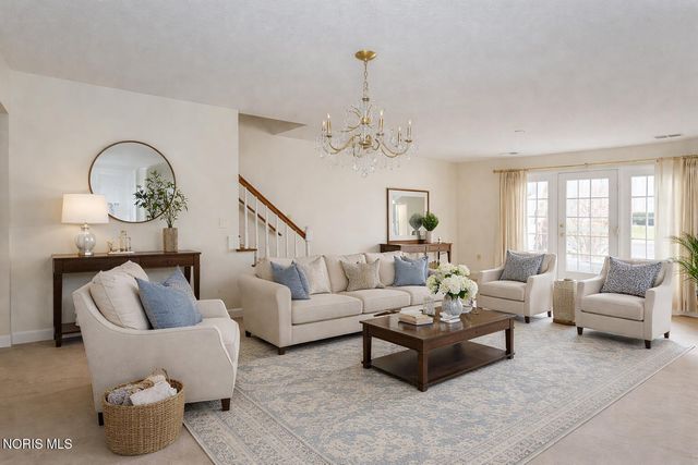 5 Olde Orchard Drive, Perrysburg, OH 43551